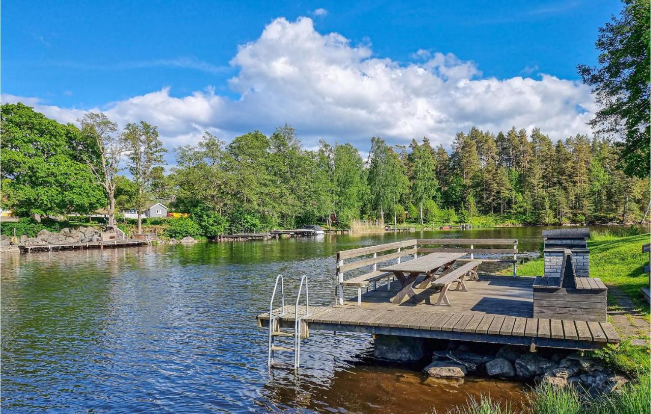 Stunning Apartment In Gullspang With Wifi Exterior photo